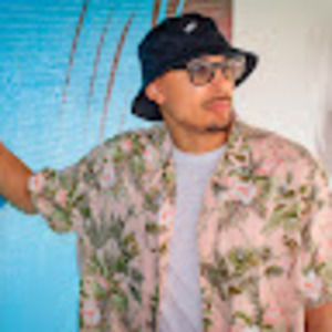 Meet your Posher, Julian